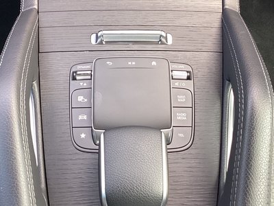 2025 Mercedes-BENZ GLS 缩略图 23