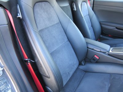2014 Porsche CAYMAN thumbnail 37