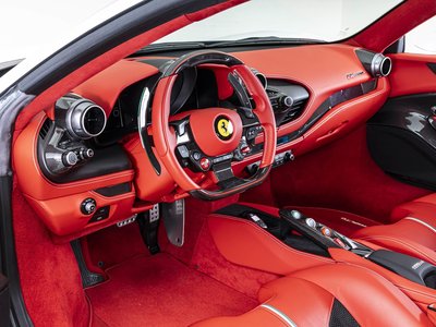 2021 Ferrari F8 TRIBUTO — фото 13