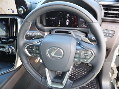 صورة مصغرة 64 لـ 2026 Lexus LX
