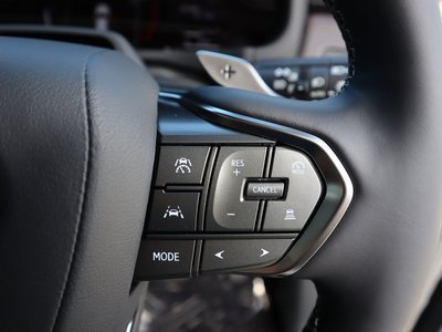 صورة مصغرة 32 لـ 2026 Lexus LX