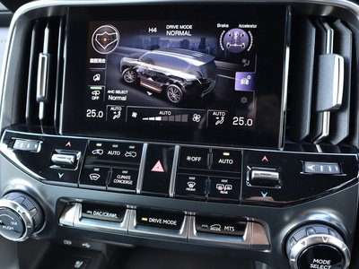 صورة مصغرة 69 لـ 2026 Lexus LX