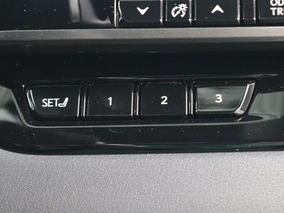 صورة مصغرة 15 لـ 2023 Lexus RX