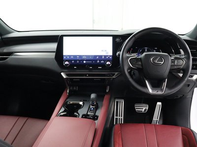 صورة مصغرة 8 لـ 2023 Lexus RX
