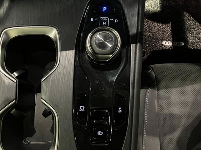 2025 Lexus RZ 缩略图 29