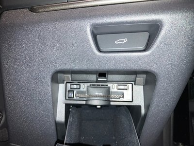 2025 Lexus RZ 缩略图 35