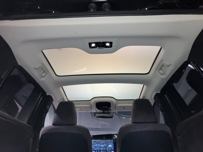 2025 Lexus RZ 缩略图 43