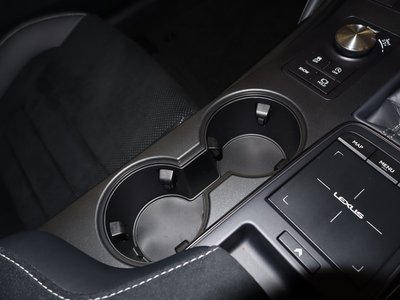 2024 Lexus IS 缩略图 20
