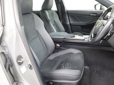 2024 Lexus IS 缩略图 12