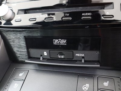 2024 Lexus IS 缩略图 18