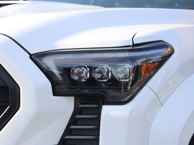 صورة 12 لـ 2024 Toyota TACOMA