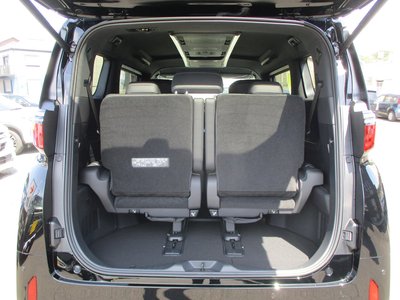 2026 Toyota ALPHARD 缩略图 15