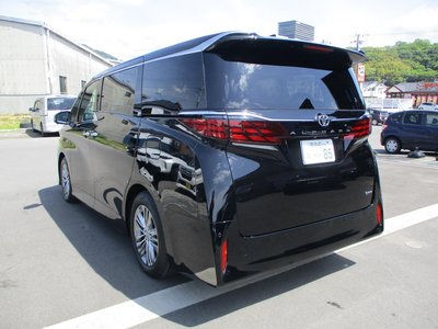 2026 Toyota ALPHARD 缩略图 8