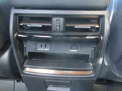 2026 Toyota ALPHARD 缩略图 28