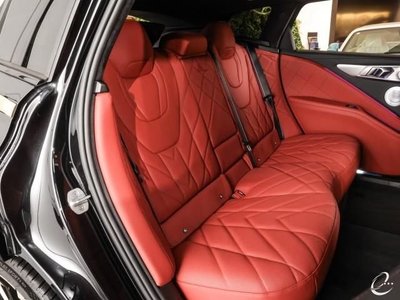 صورة مصغرة 4 لـ 2023 BMW XM