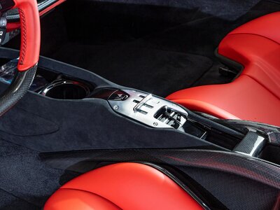 2022 Ferrari SF90 STRADALE 照片 10