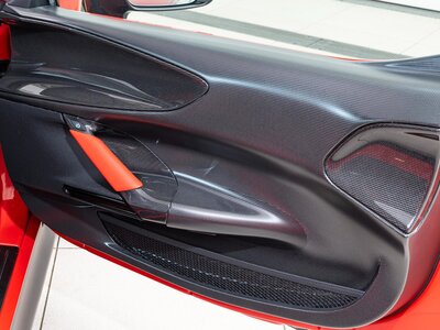2022 Ferrari SF90 STRADALE 照片 11