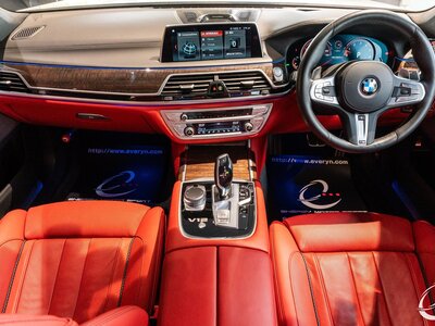 2018 BMW 7 SERIES photo 2