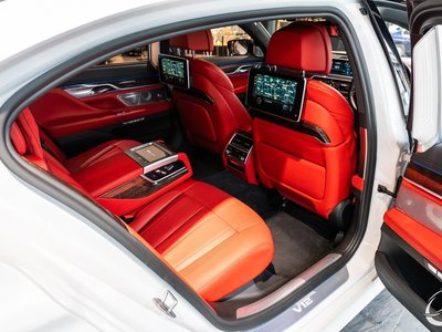 2018 BMW 7 SERIES thumbnail 23