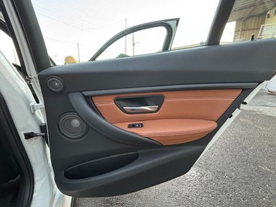 2017 BMW M3 SEDAN thumbnail 53