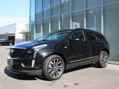 صورة 11 لـ 2025 Cadillac XT5