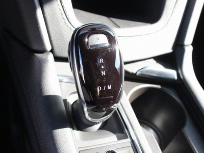 2025 Cadillac XT5 — миниатюра 30