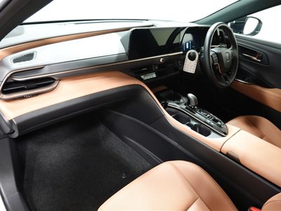 2024 Toyota CROWN SPORT 照片 9