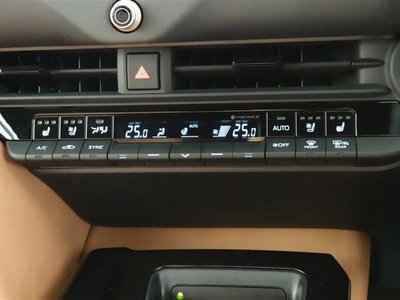 2024 Toyota CROWN SPORT 照片 13
