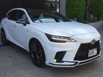 2025 Lexus RX photo 5