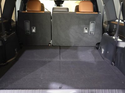 2026 Lexus GX photo 32