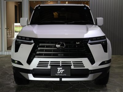 2026 Lexus GX photo 2