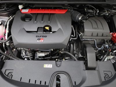 صورة 9 لـ 2023 Toyota GR COROLLA