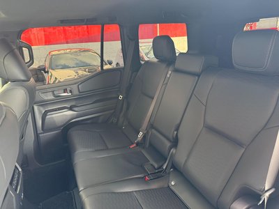 صورة 56 لـ 2026 Toyota LAND CRUISER 250