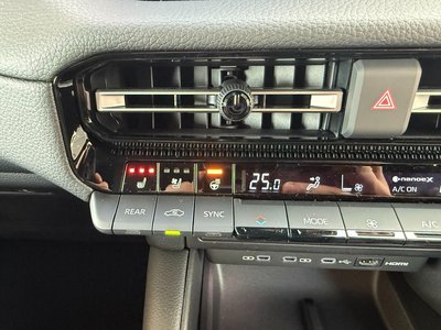 صورة 44 لـ 2026 Toyota LAND CRUISER 250