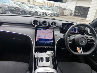2025 Mercedes-BENZ C-CLASS photo 2