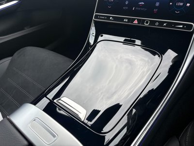 2025 Mercedes-BENZ C-CLASS thumbnail 42
