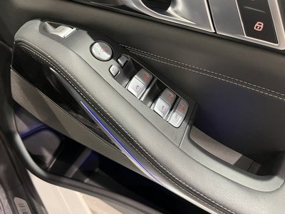 2023 BMW X7 thumbnail 43
