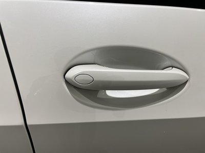 2023 BMW X7 thumbnail 60