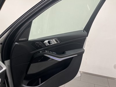 2023 BMW X7 thumbnail 41