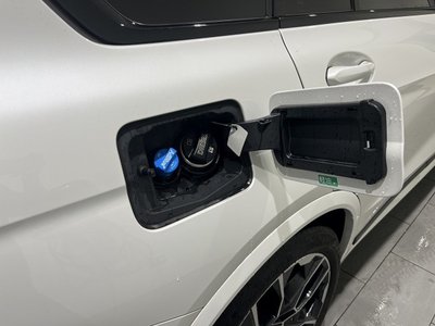 2023 BMW X7 thumbnail 59