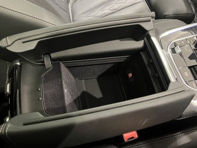 2023 BMW X7 thumbnail 36