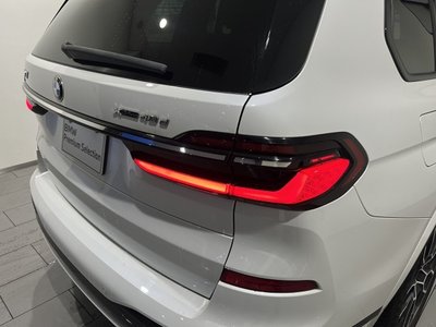 2023 BMW X7 photo 12