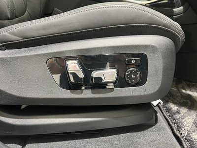 2023 BMW X7 photo 16