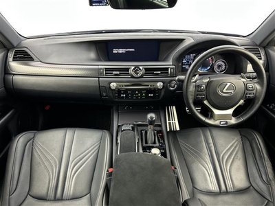 2016 Lexus GS F photo 2