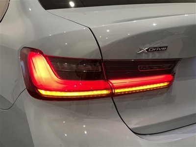 2023 BMW 3 SERIES thumbnail 40