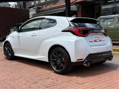 2025 Toyota GR YARIS photo 2