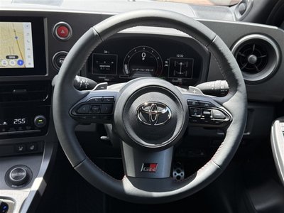 2025 Toyota GR YARIS photo 10