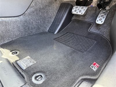 صورة مصغرة 42 لـ 2025 Toyota GR YARIS