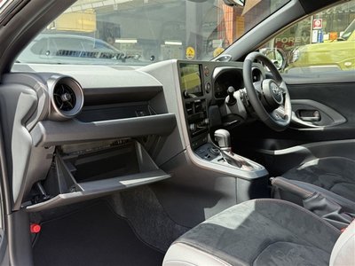 صورة مصغرة 16 لـ 2025 Toyota GR YARIS