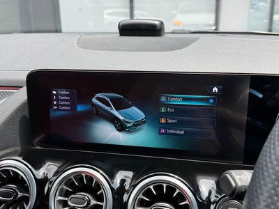 2025 Mercedes-BENZ GLA thumbnail 28